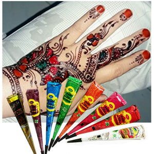 HENNA GOLECHA NAIL