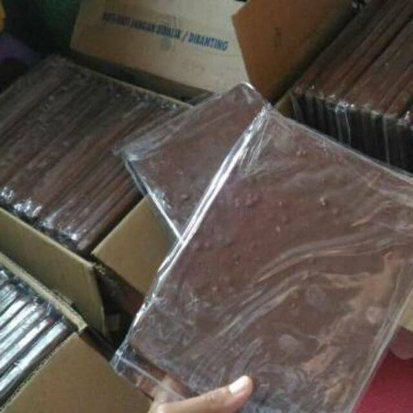 COKLAT BLOK BROWNIS PATAHAN SILVERQUEEN/COKLAT ISI MEDE,ALMOND,KISMIS