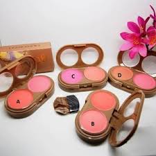 blush on naked