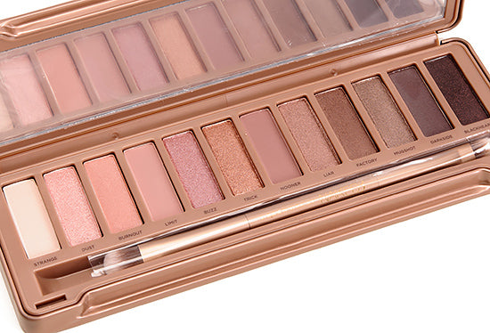 Eye shadow naked 3 seri box coklat